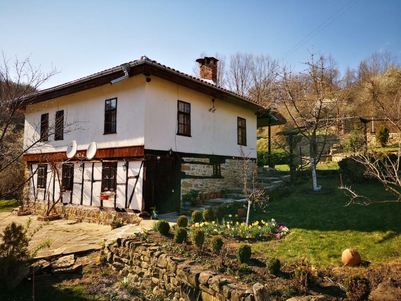 Къща За Гости Ножери Tryavna Luaran gambar